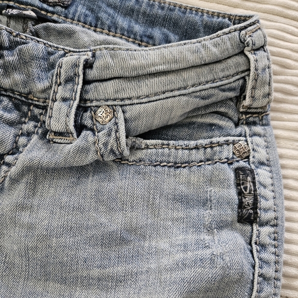 Silver Tuesday Cropped Distressed Light Blue Women's Jeans Size 27 - Picture 5 of 13